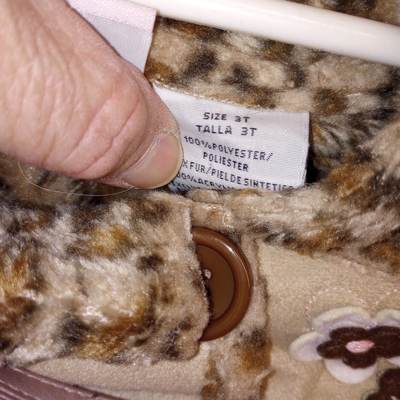 3T coat - Picture 7 of 9